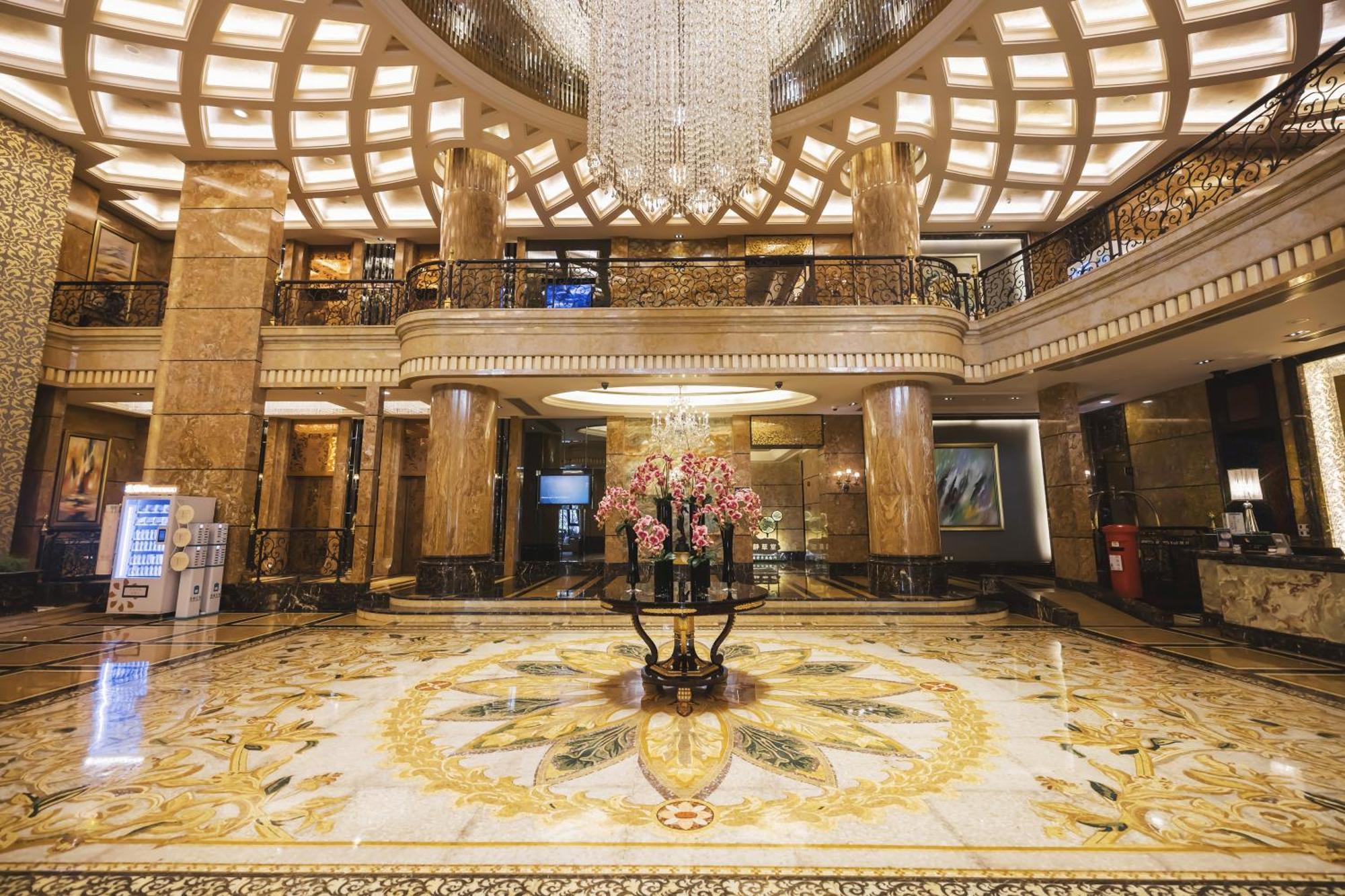 Chateau Star River Pudong Shanghai Exterior foto