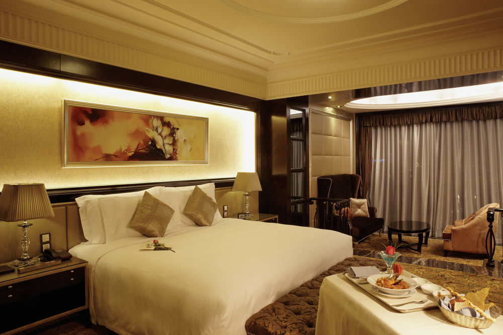 Chateau Star River Pudong Shanghai Exterior foto