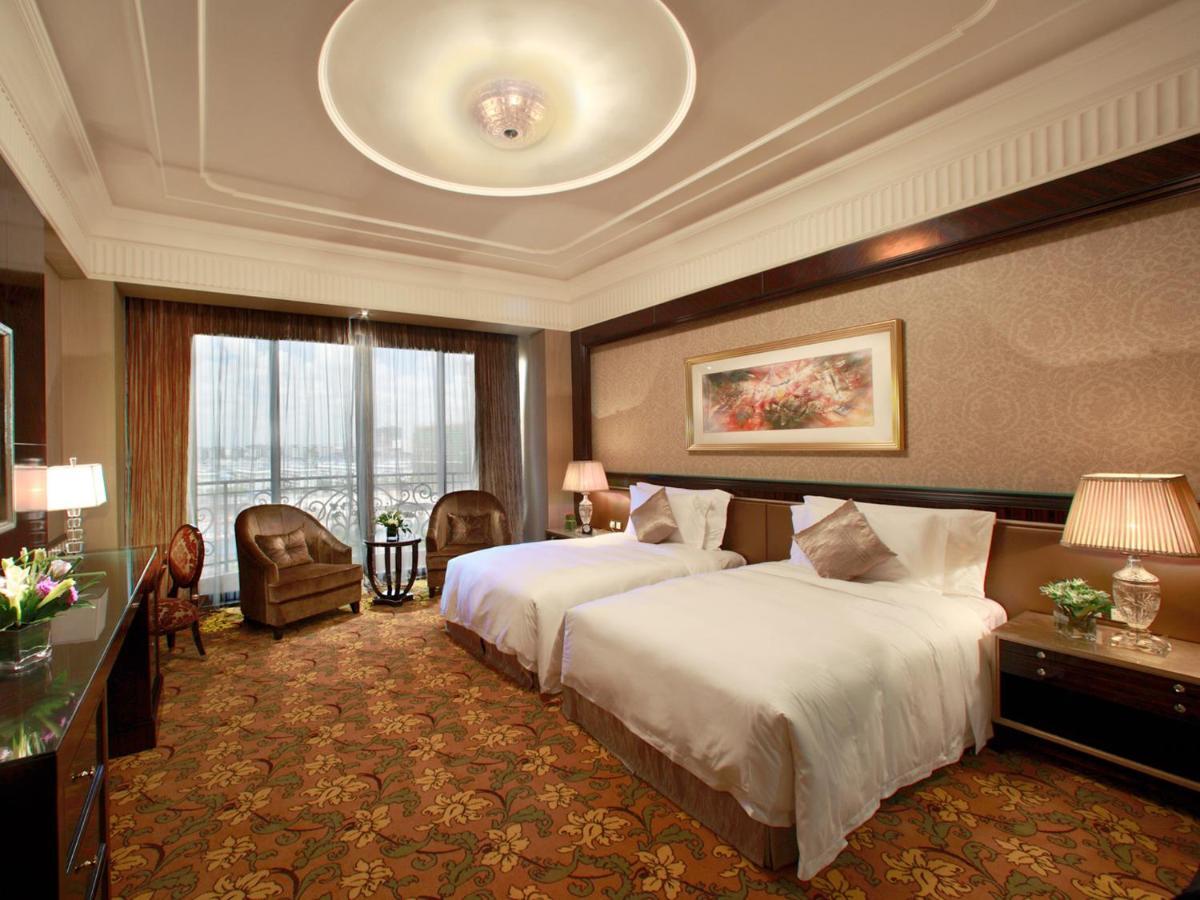 Chateau Star River Pudong Shanghai Exterior foto